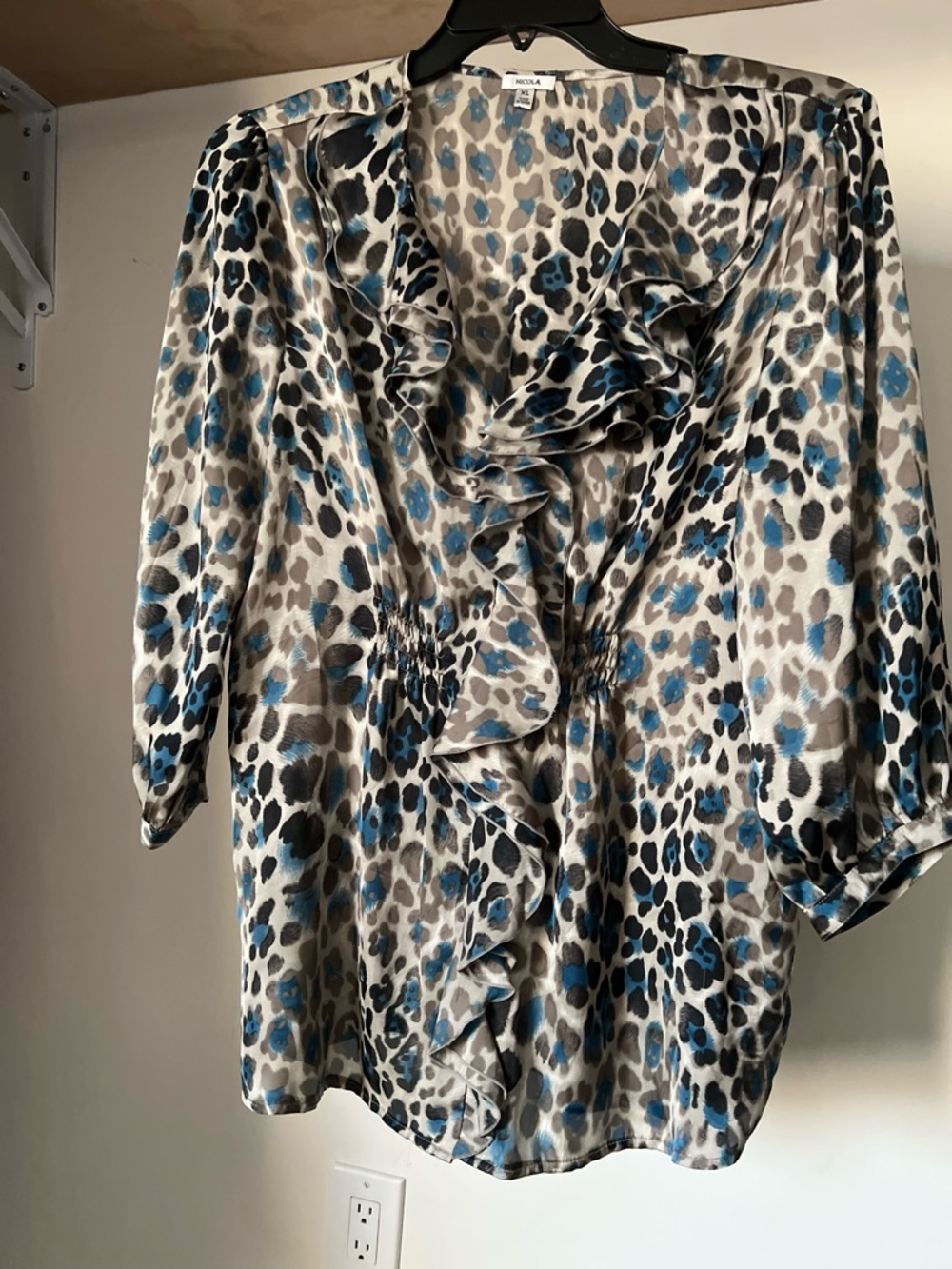 NICOLA women Ruffled V-Neck Leopard Print Blouse in Blue, Gray & White